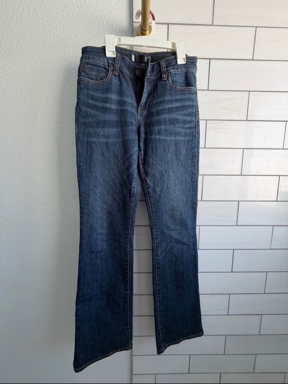 Women’s Kut from the Kloth jeans. Never worn.
